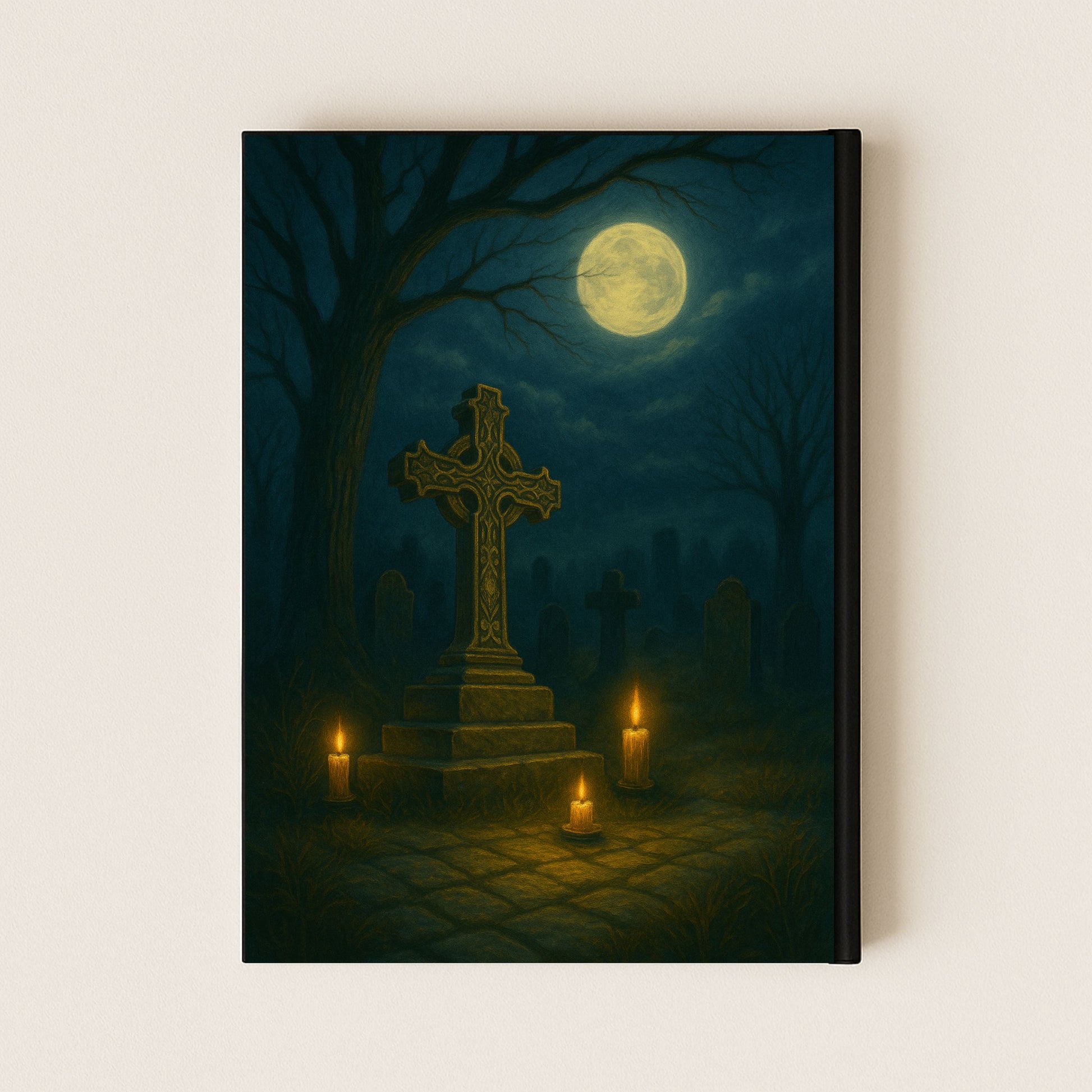 La couverture du carnet gothique représente une grande croix gothique